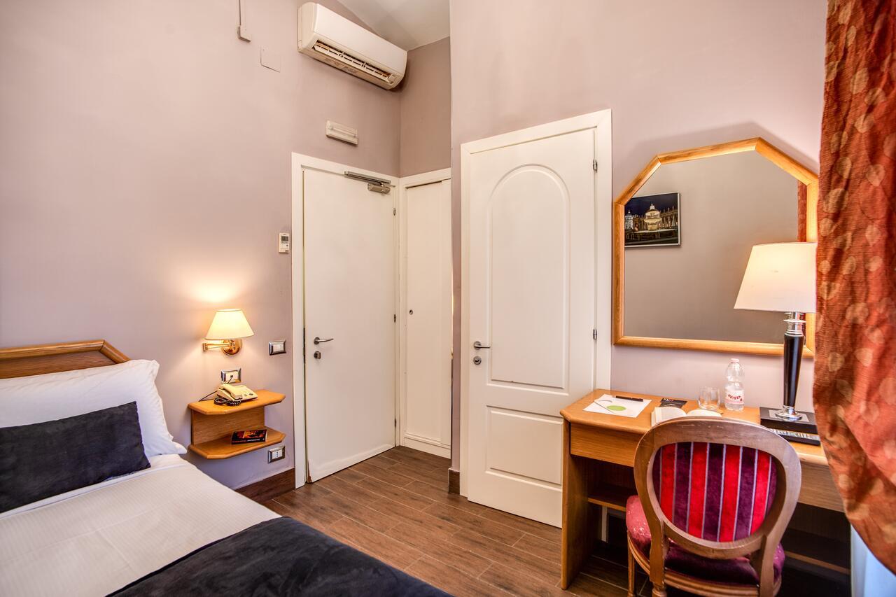 Hotel San Valentino Roma Esterno foto